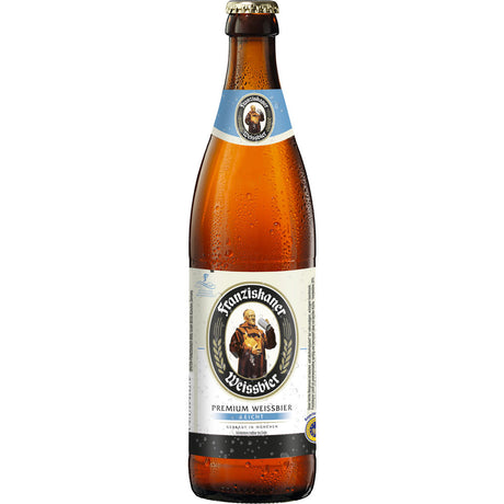 Eine Franziskaner Weißbier Hefe-Weißbier Leicht 20x 0,5L (MEHRWEG) Flasche im Braunglas mit weißem Mönchsetikett bietet ein erfrischendes, kalorienreduziertes bayerisches Weißbier für Fans.
