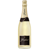 Eine 0,75-Liter-Flasche Freixenet Carta Nevada Seco von Freixenet, ein erstklassiger spanischer Cava mit Goldfolienverschluss und elegantem schwarzen Etikett.
