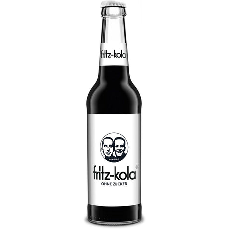 Eine 0,33 l Glasflasche fritz-kola ohne Zucker, mit weißem Etikett und zwei illustrierten Gesichtern, aus der Packung Fritz Kola ohne Zucker 24x0,33 l (MEHRWEG).