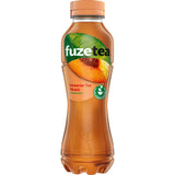 Eine 0.4L Flasche Fuze Tea Schwarzer Tee Pfirsich Eistee PET, Teil eines 12er-Packs, von Fuze Tea.