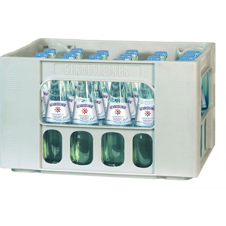 Eine Kunststoffkiste mit 24 wiederverwendbaren 0,25-Liter-Flaschen Gerolsteiner Gourmet Naturell, dem stillen Mineralwasser von Gerolsteiner.