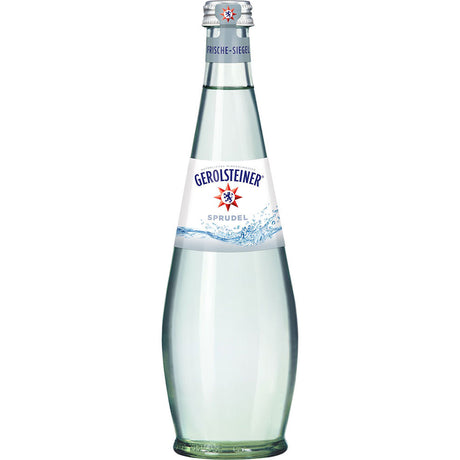 Eine Klarglasflasche Gerolsteiner Gourmet Sprudel 0,5L (Mehrweg) mit weiß-blauem Etikett, bekannt für seinen erfrischenden Geschmack und seine reiche Mineralisierung. Verkauft in Packungen mit 15 Stück von Gerolsteiner.