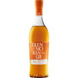 Eine 0,7-Liter-Flasche Glenmorangie The Original 12 Jahre Single Malt Scotch Whisky (40%), bekannt für seine außergewöhnliche Sanftheit und sein unverwechselbares orangefarbenes Etikett.