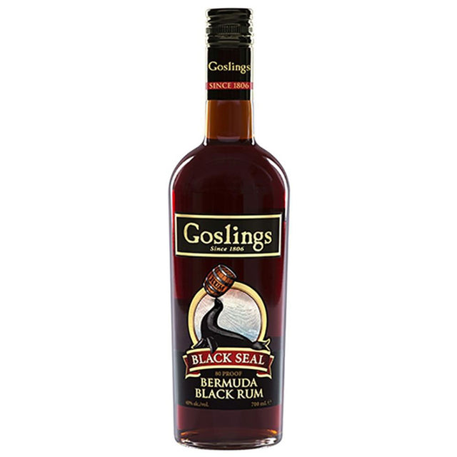 Eine 0,7-Liter-Flasche Goslings Black Seal Bermuda Dark Rum (40%) von Goslings Rum, bekannt für sein schwarz-goldenes Etikett - ideal zum Mixen des klassischen Dark 'n' Stormy-Cocktails.