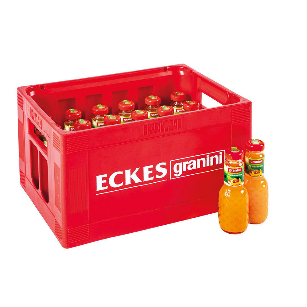 Eine rote Kiste mit der Aufschrift Granini enthält 24 Glasflaschen (je 0,2 l) Multivitamin Nektar (Mehrweg), zwei weitere Flaschen stehen draußen.