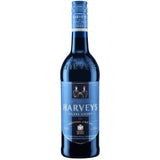 Eine 0,7-Liter-Flasche Harveys Bristol Cream 17,5% steht vor einem weißen Hintergrund und zeigt die kultige Marke Harveys, die für ihren beliebten Cream Sherry bekannt ist.