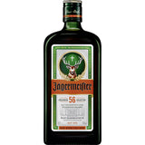 Eine 0,7-Liter-Flasche Jägermeister 35% mit dem klassischen grünen Etikett mit Hirsch und orangefarbenem Logo.
