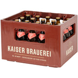 Eine Kiste Kaiser Brauerei Kaiser Hefe-Weizen Hell 20x 0,5L (MEHRWEG) Flaschen, die authentische schwäbische Brautradition widerspiegeln.