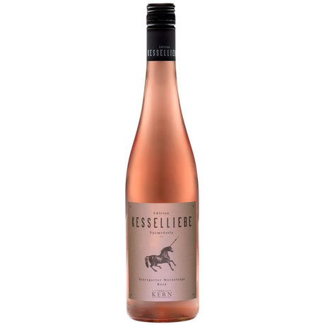 Eine Flasche Wilhelm Kern Kesselliebe Turmrössle Rosé Fruchtig 2023, ein lebendiger Sommerwein von Stuttgarter Kessellagen Wein, mit einem Einhorn-Etikett und schwarzem Schraubverschluss von Wilhelm Kern.