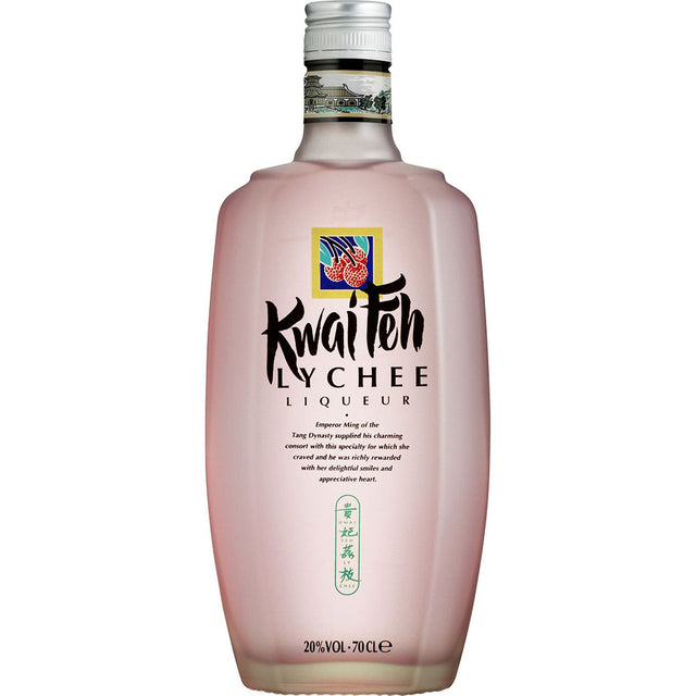 Eine 0,7-Liter-Flasche Kwaih Feh 20% von Kwaih Feh mit einem rosa Farbton und einem dekorativen Etikett auf weißem Hintergrund.
