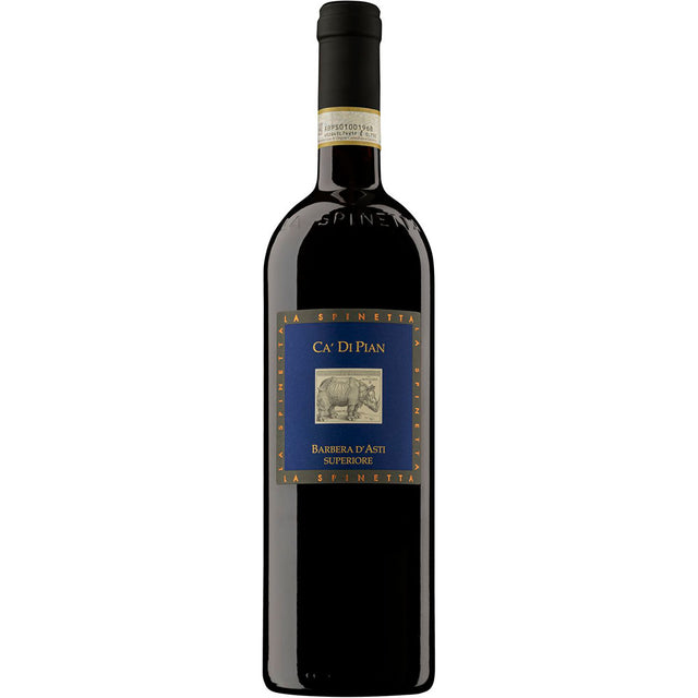 Eine Flasche La Spinetta Ca di Pian Barbera D'Asti Superiore DOCG 2023, ein italienischer Rotwein von La Spinetta, mit einem blau-goldenen Etikett.