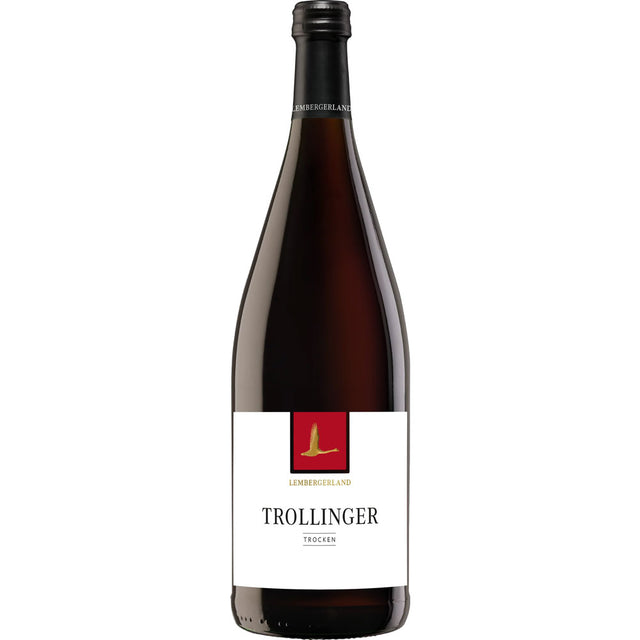 Eine 1-Liter-Flasche Lembergerland Kellerei Rosswag Trollinger QbA trocken, ein trockener Qualitätsrotwein aus dem Lembergerland, mit einem kräftigen rot-goldenen Etikett. Erhältlich als MEHRWEG in 12er-Packungen.