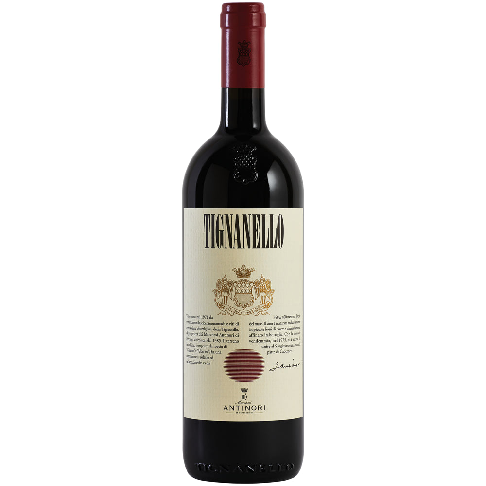Eine Flasche Marchesi Antinori Tignanello Toscana IGT 2023 – ein renommierter Supertuscan-Rotwein von Antinori – mit cremefarbenem Etikett und roter Folie am Flaschenhals.