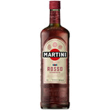 Eine 1-Liter-Flasche „Martini Rosso Vermouth 14,5 %“ von Martini, dem klassischen italienischen Aperitif, mit rotem Verschluss und Etikett auf weißem Hintergrund.