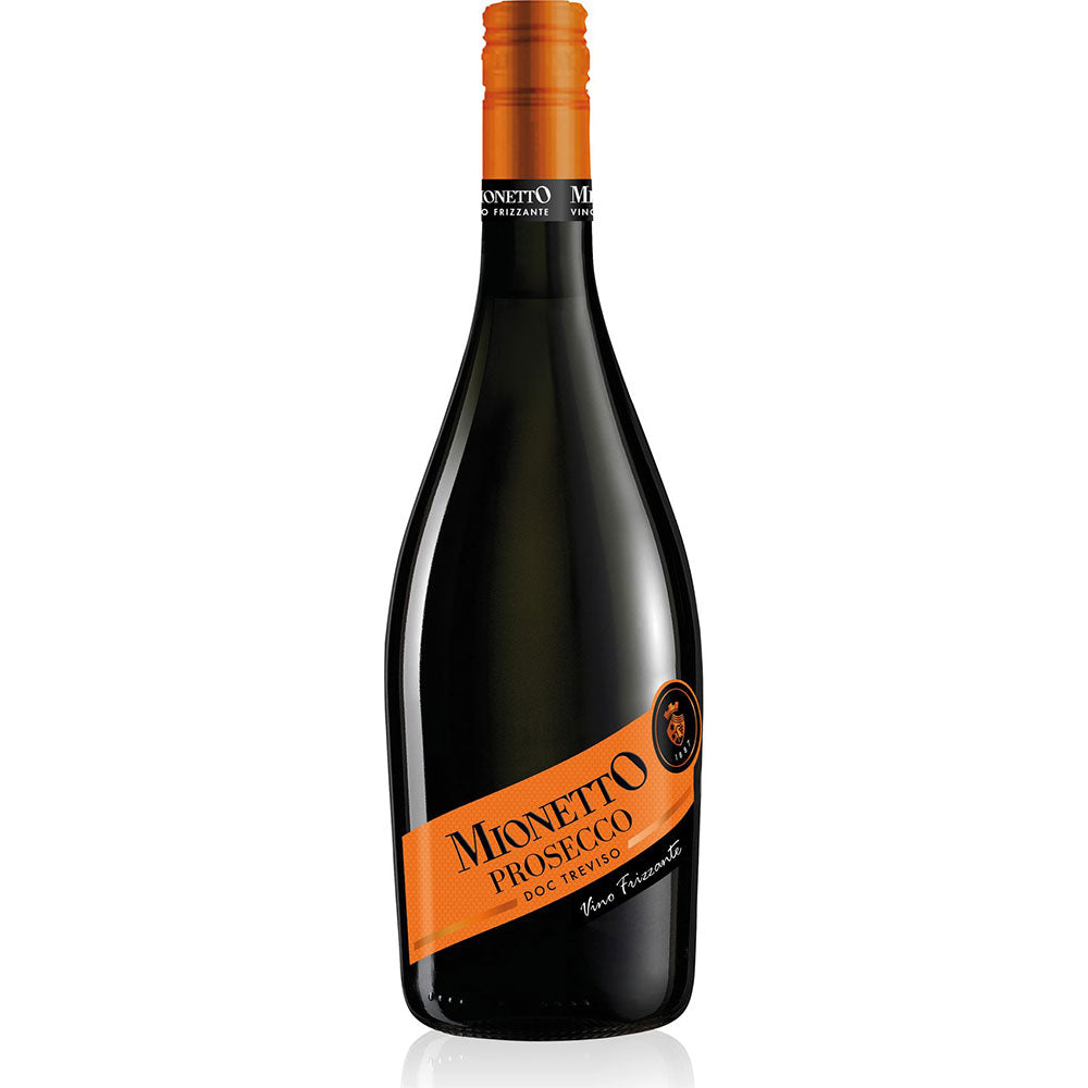 Eine 0,75-Liter-Flasche Mionetto Prosecco Frizzante Treviso DOC mit dem charakteristischen orangefarbenen Etikett und Verschluss der Marke steht auf weißem Hintergrund.