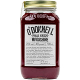 Ein 0,7-Liter-Glas mit O'Donnell Moonshine Pralle Kirsche (20%) mit einem goldenen Deckel und einem weißen Etikett auf der Vorderseite.