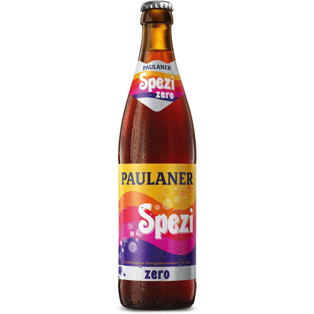 Eine 0,5-Liter-Flasche Paulaner Spezi ZERO (MEHRWEG) von Paulaner mit einem leuchtenden Etikett in Orange, Gelb und Lila.