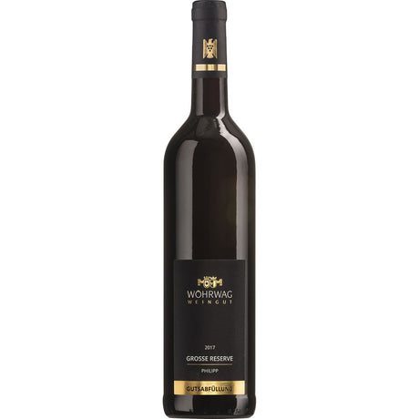 Eine Flasche Wöhrwag Philipp Rotwein-Cuvée Große Reserve trocken 2022, ein Rotwein von Wöhrwag, mit schwarz-goldenem Etikett.