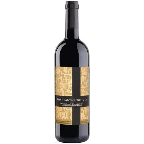 Eine Flasche „Pieve Santa Restituta Brunello di Montalcino DOCG 2020“, gekeltert aus Sangiovese-Trauben im Herzen der Toskana, besticht durch ein auffälliges Etikett mit goldenem Muster.