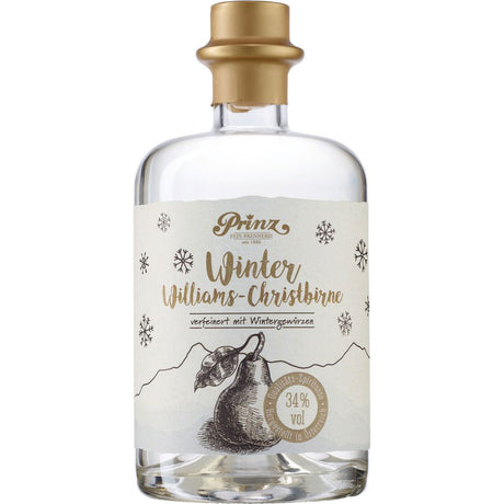 Eine 0,5-Liter-Flasche der Winter Williams-Christbirne (34,0%) der Feinbrennerei Thomas Prinz, ein österreichischer Edelbrand mit feinen Wintergewürzen, ziert eine Birnen-Illustration auf dem winterlichen Etikett.