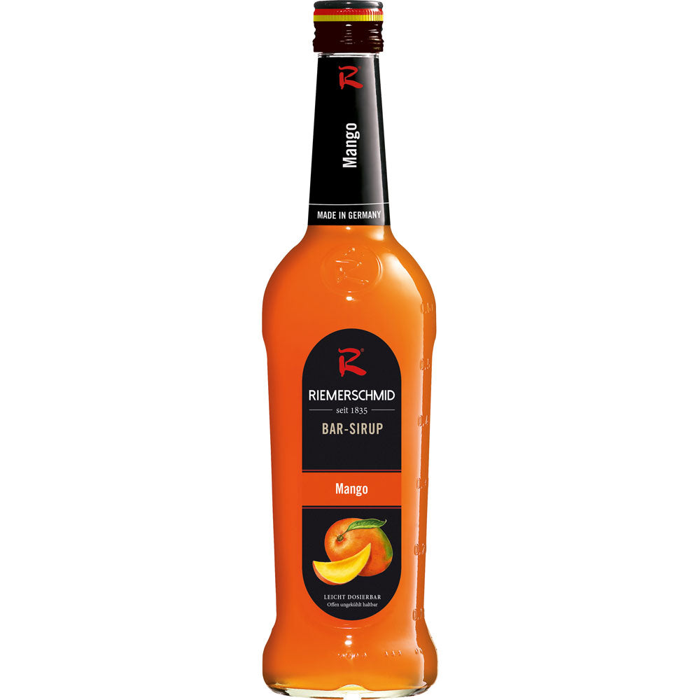 Riemerschmid Bar-Sirup Mango 0,7 Liter ist ein leuchtend orangefarbener Sirup mit einem Mango-Motiv auf dem Etikett, ideal um Cocktails mit fruchtigem Mangosaft-Geschmack zu verfeinern.