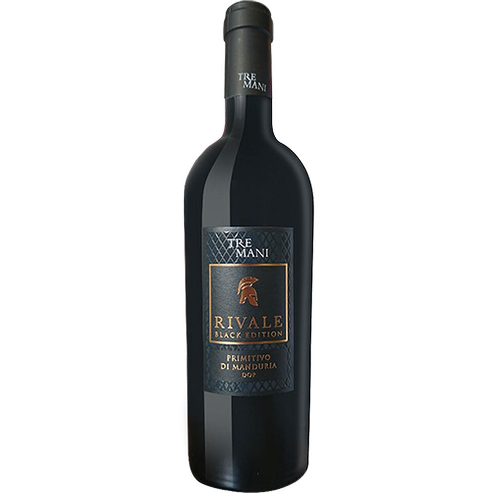 Eine Flasche Tre Mani Rivale Black Edition Primitivo di Manduria 2022, ein italienischer Rotwein mit einem dunklen, eleganten Etikett.