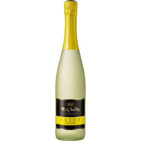 Eine 0,75-Liter-Flasche Rolf Willy Secco trocken, ein veganer, prickelnder Perlwein aus Württemberg, mit gelber Folie und einem schwarzen Etikett.