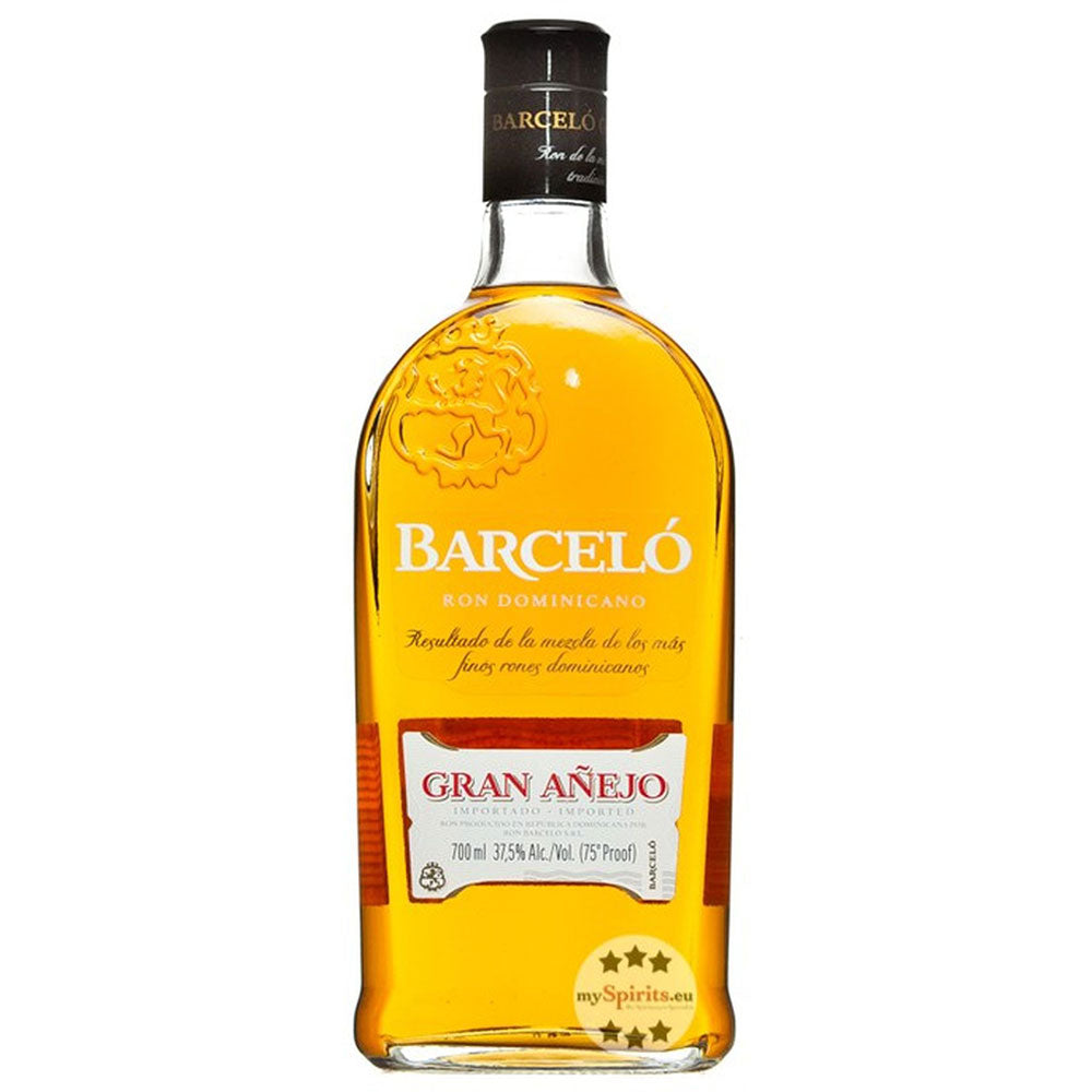Ron Barceló 5 Jahre Gran Anejo Rum (37,5%, 0,7L) ist ein dominikanischer Premium-Rum mit goldenem Etikett, der eine satte Bernsteinfarbe und einen weichen Geschmack bietet.