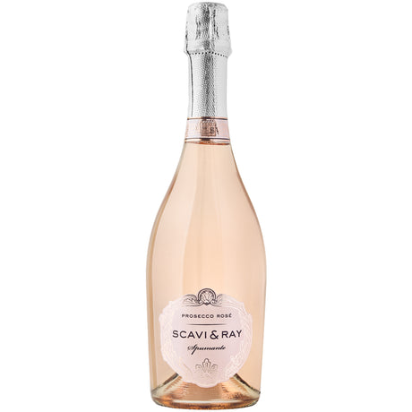 Eine 0,75-Liter-Flasche „Scavi & Ray Prosecco Rosé Spumante DOC“, die sich durch ihr hellrosa Etikett und die silberne Halsfolie auszeichnet und aus Glera- und Pinot-Nero-Trauben gekeltert wird – für ein elegantes Sekt-Erlebnis.