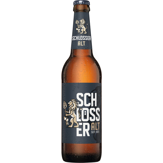 Eine braune Flasche Schlösser Alt 24x 0,33 Liter (MEHRWEG), ein klassisches Düsseldorfer Bier der Marke Schlösser mit einem dunklen Etikett, das einen Löwen und den Text Schlösser Alt zeigt.