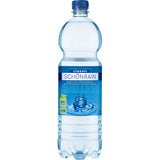 Eine Flasche Schönrain Quelle Classic Mineralwasser (1L PET, blaues Etikett und Verschluss), aus der 9x1L EINWEG Packung.