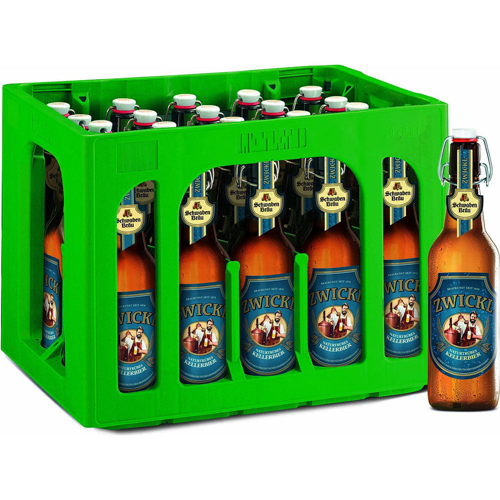 Ein grüner Kasten mit Schwaben Bräu Zwickl Kellerbier trüb Bügel 20x0,5L (MEHRWEG) Flaschen, mit einer unfiltrierten Bierflasche außerhalb des Kastens.