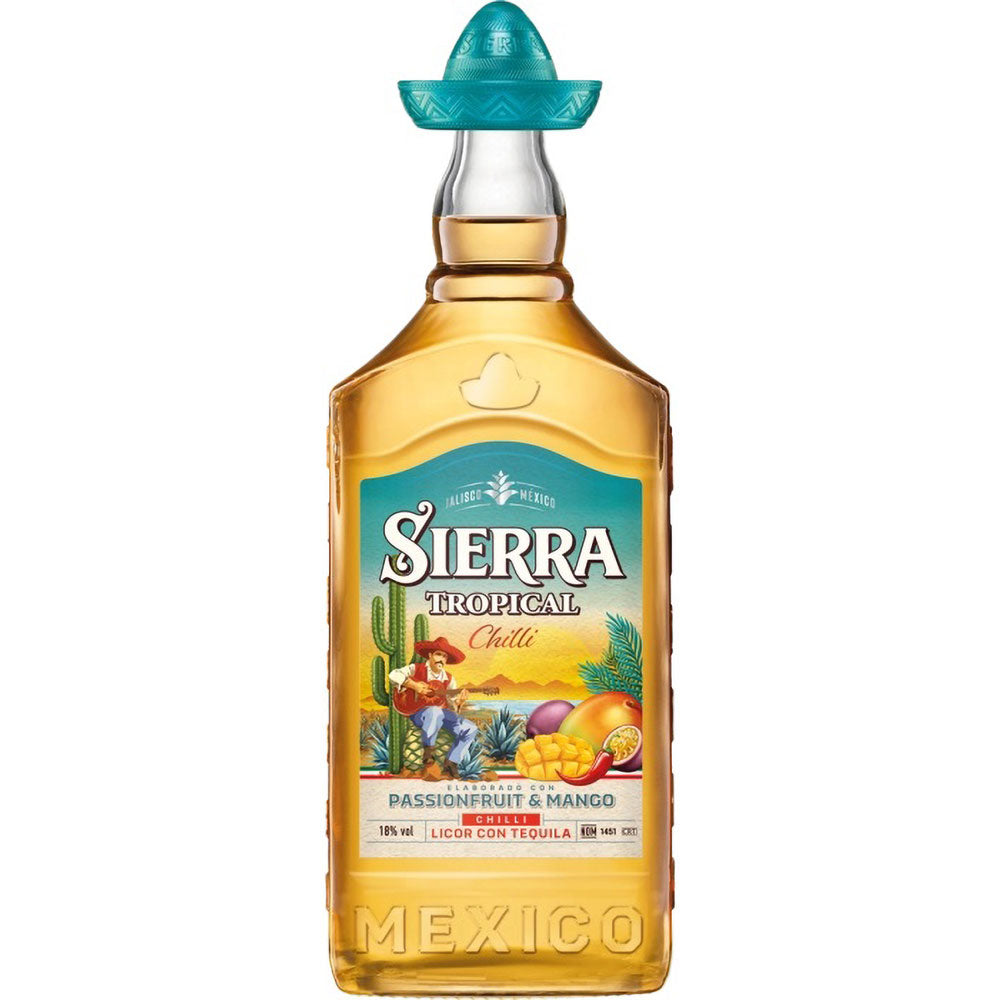 Eine 1-Liter-Flasche Tropical Chili Likör (18%) von Sierra Tequila mit Passionsfrucht- und Mango-Aromen und einem blauen Sombrero-Verschluss.