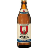 Eine 0,5L Flasche Spaten Hell Alkoholfrei (MEHRWEG) von Spaten hat ein beige-blaues Etikett, das die echte Münchner Braukunst in diesem alkoholfreien Helles hervorhebt.