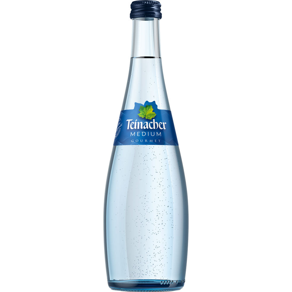 Eine Klarglasflasche Teinacher Mineralwasser Gourmet Medium 0,25L (Mehrweg) mit blauem Etikett und sichtbaren Kohlensäureblasen.
