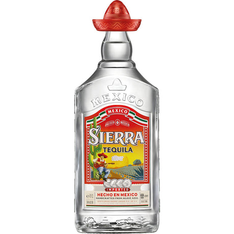 Eine 1-Liter-Flasche Tequila Sierra White 38% von Sierra Tequila, hergestellt aus blauer Weber-Agave, wird mit einem roten Sombrero-Verschluss und einem farbenfrohen Etikett geliefert - genießen Sie authentischen mexikanischen Tequila in jedem Schluck.
