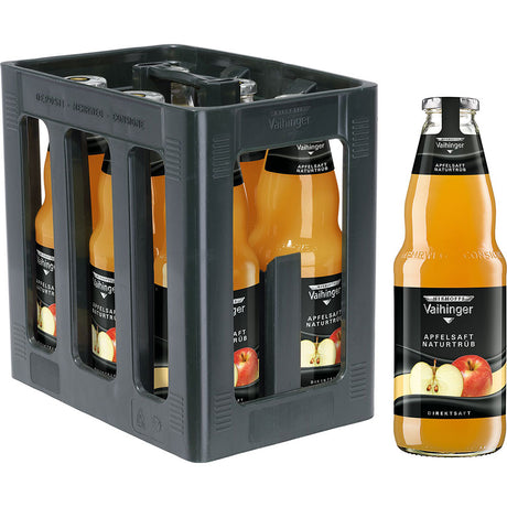 Sechs 1-Liter-Flaschen Niehoffs Vaihinger Apfelsaft Naturtrüb (MEHRWEG) in einer grauen Plastikkiste, eine Flasche steht draußen.