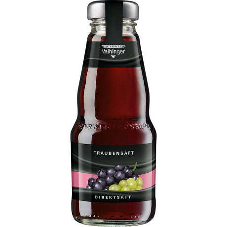 Eine 0,2-Liter-Glasflasche Niehoffs Vaihinger Traubensaft (24er-Packung, MEHRWEG) zeigt auf dem schwarzen Etikett violette und grüne Trauben, die den reichhaltigen Geschmack des Roten Traubensaftes aus dem renommierten württembergischen Weinbaugebiet widerspiegeln.