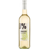 Eine 0,75L Flasche Vinnocence Chardonnay alkoholfrei von Vinnocence mit einem weißen Etikett mit Blattmotiv.