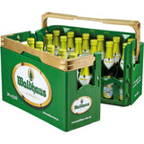 Zwei grüne Kisten, gefüllt mit Waldhaus Radler naturtrüb süß 24x0,33L (MEHRWEG), mit goldenem Deckel und dem kultigen Waldhaus-Logo - eine Hommage an das Schwarzwälder Bierhandwerk.