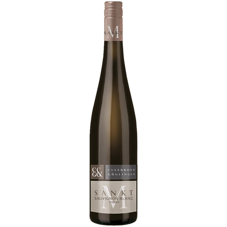 Eine hohe, schlanke Flasche „Weingärtner Cleebronn-Güglingen Sankt M Sauvignon Blanc trocken 2024“ mit einem beigen Verschluss und einem markanten silbergrauen Etikett.