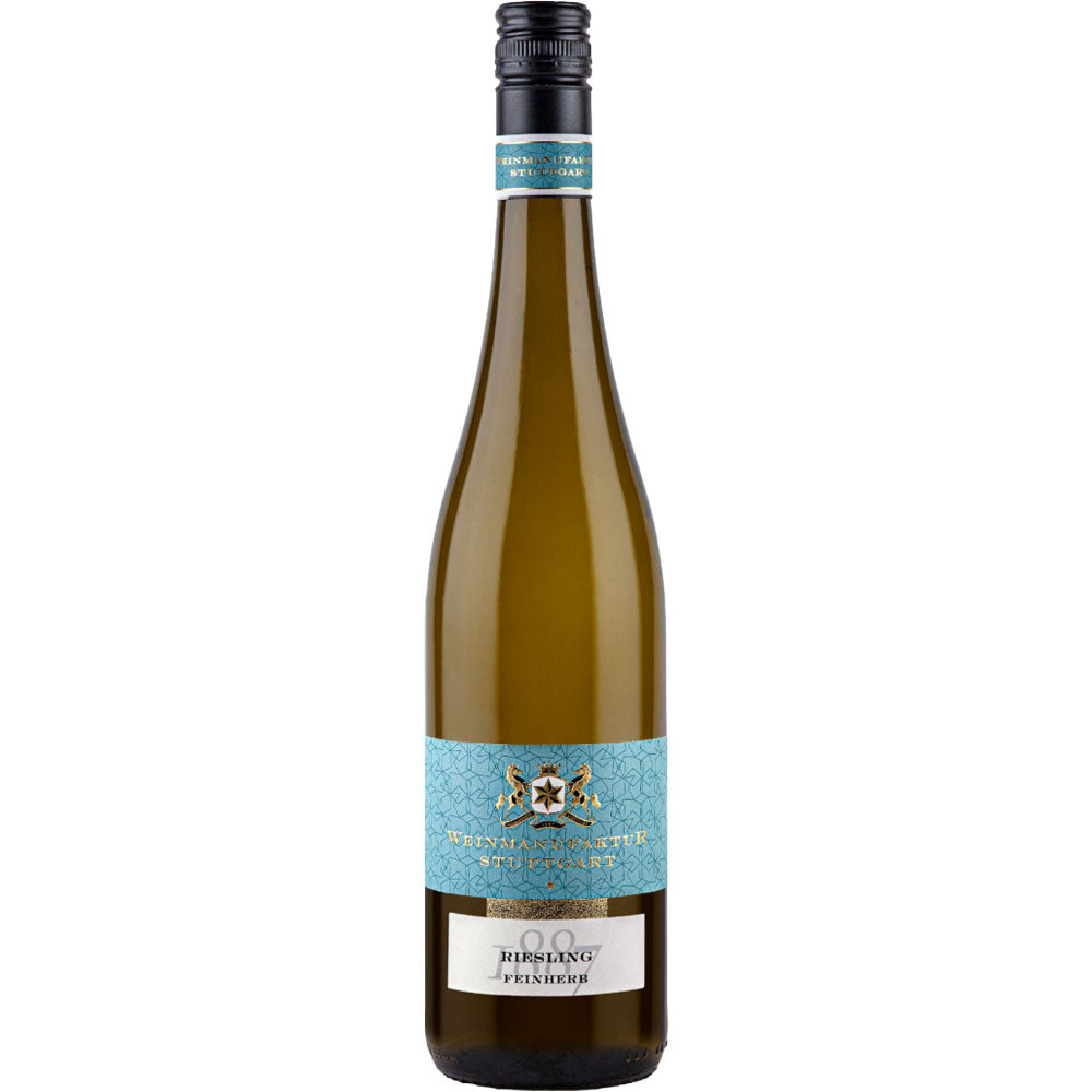 Eine Flasche Weinmanufaktur Stuttgart Riesling * feinherb 2023 mit stilvollem Etikett und Verschluss verkörpert die Finesse von Weißwein aus Deutschland aus der Weinmanufaktur Stuttgart.