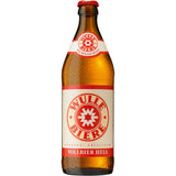 Eine Kiste Wulle Vollbier Hell 20x 0,5 Liter (MEHRWEG) von Wulle, dem echten Stuttgarter Kultbier, kommt in Flaschen mit rot-weißem Etikett und erfrischendem Kondenswasser am Glas.