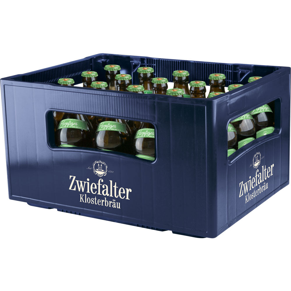 Eine blaue Kiste, gefüllt mit Zwiefalter Klosterbräu's Zwiefalter Hopfiges Engele 20x0,33L (MEHRWEG) Bierflaschen, mit grünen Verschlüssen und Etiketten.
